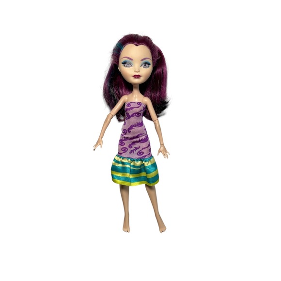 Ever After High Way Too Wonderland Raven Queen Doll - Picture 1 of 9